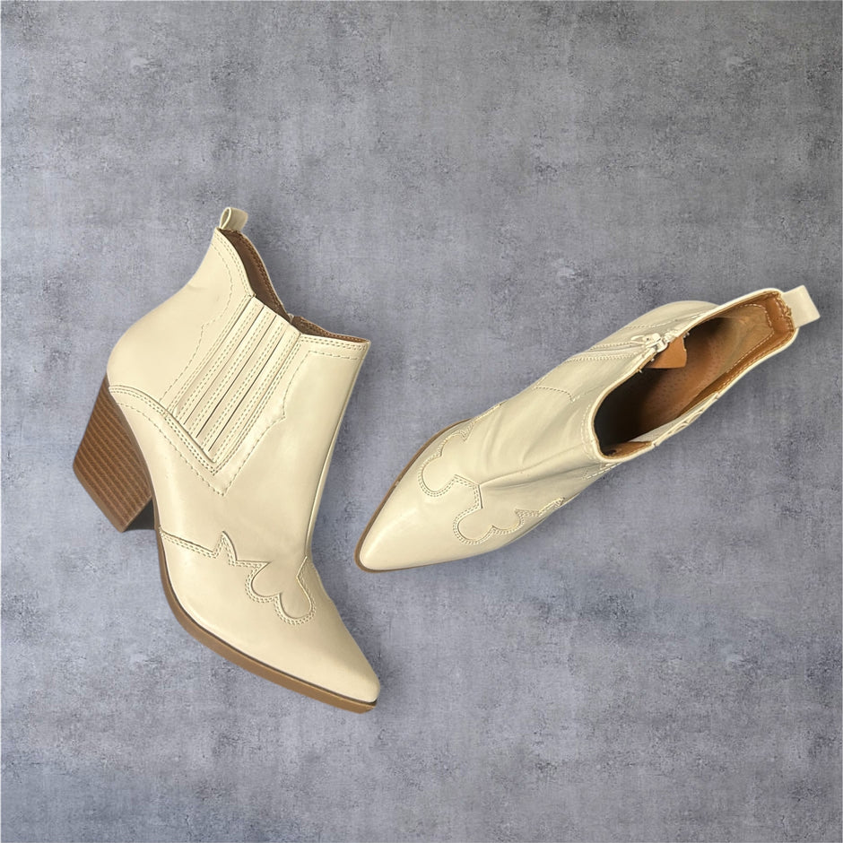 Boots – Not Too Shabby Consignment Boutique